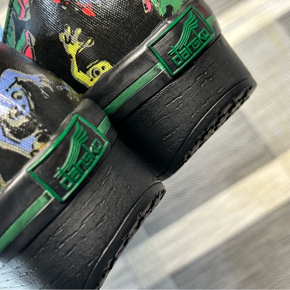 Dansko Vegan Womens Clogs Slip Resistant Closed Back Closed Toe EU 40, US 9.5-10 - Picture 10 of 17